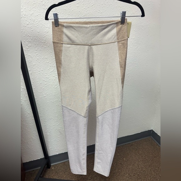 Outdoor Voices 7/8 Tri-tone Warmup Legging - Picture 2 of 5